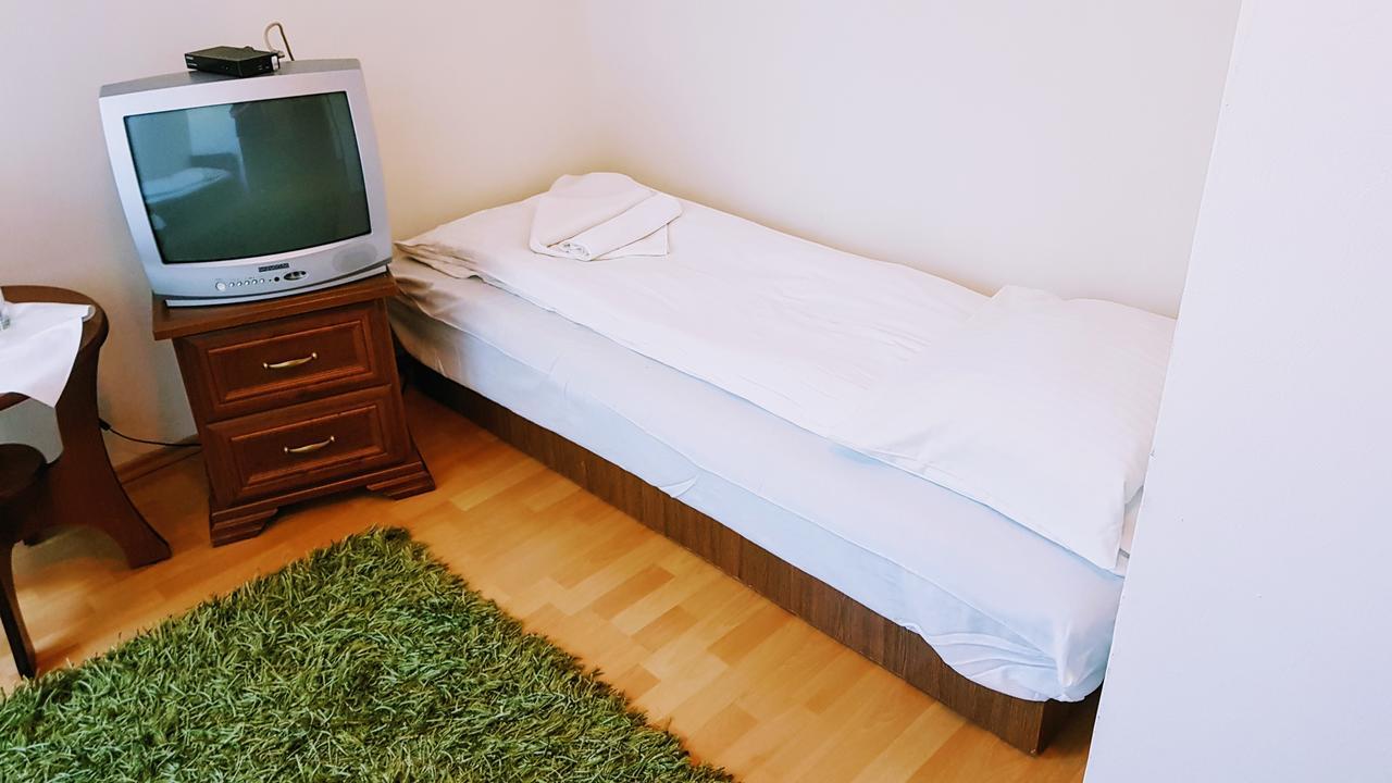 Kania Pokoje Goscinne Przodkowo Exterior foto